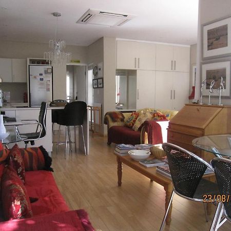 Navona Constantia Guest Cottage Le Cap Extérieur photo