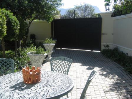 Navona Constantia Guest Cottage Le Cap Extérieur photo