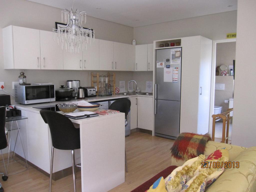 Navona Constantia Guest Cottage Le Cap Extérieur photo