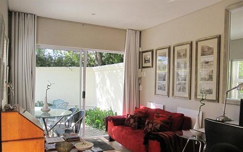 Navona Constantia Guest Cottage Le Cap Extérieur photo